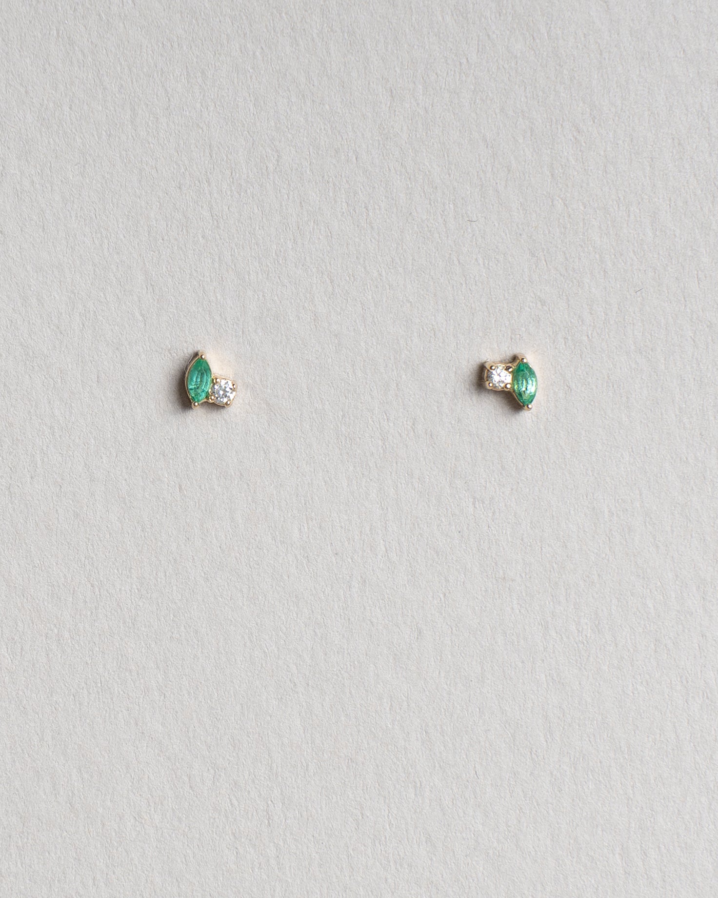 Emerald Glimmer Studs